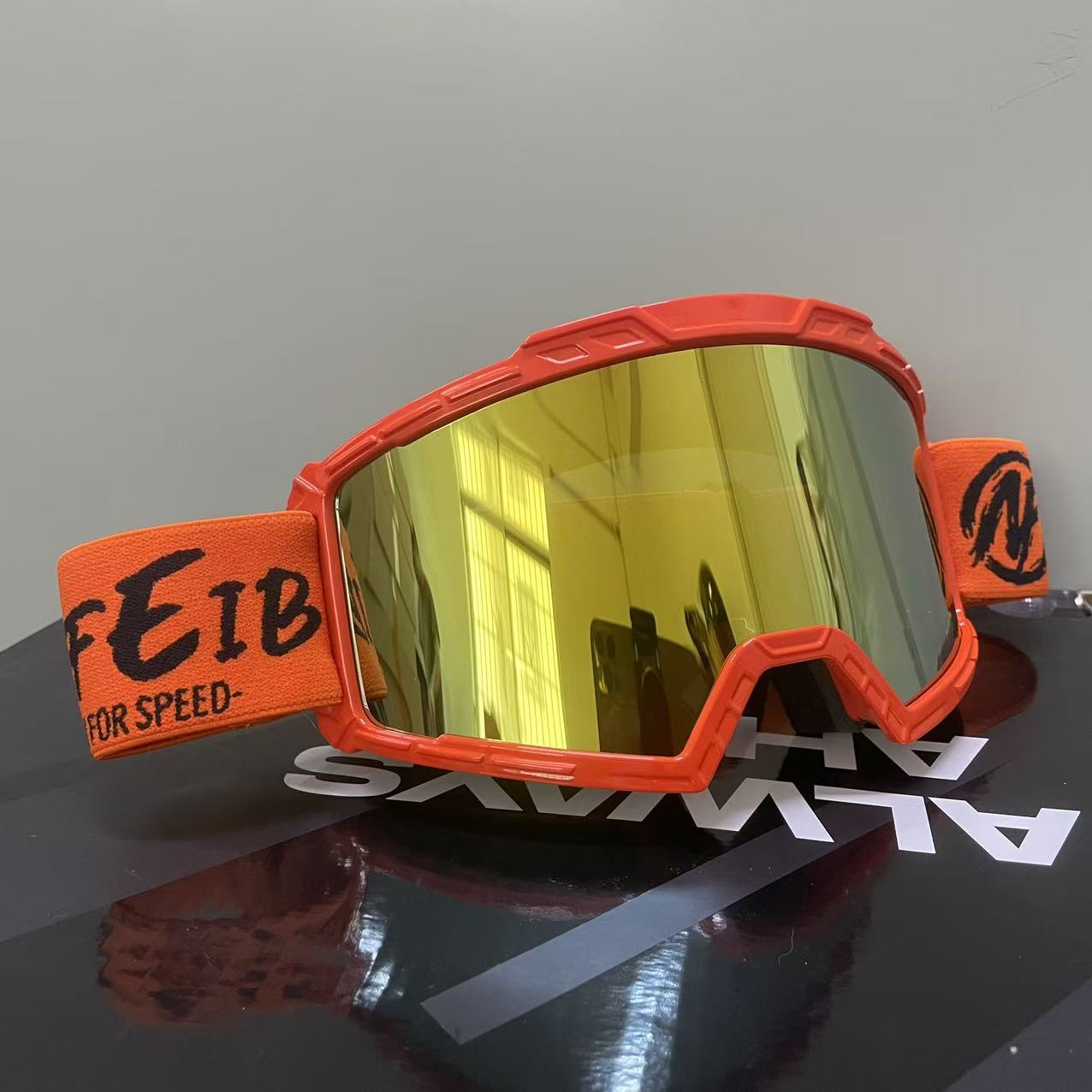 New Men's Motorcycle Goggles,  - огляд і ціна Equestrian Helmet